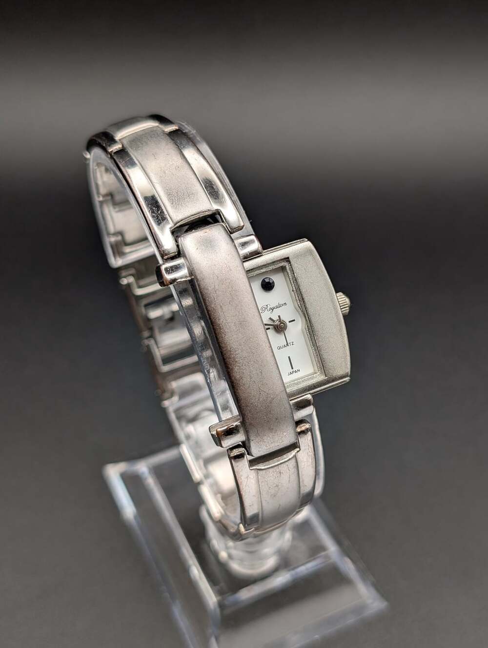 Vintage Royalton Silver-Tone Quartz Ladies Watch, Peekaboo Concealed Bracelet De